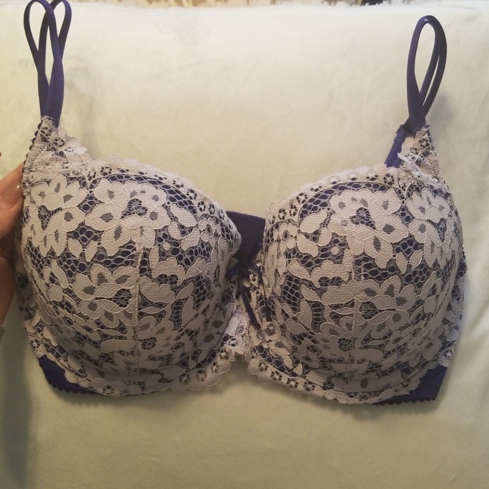 VS Bra